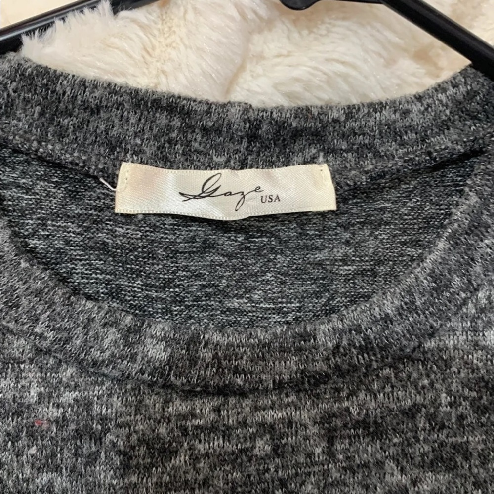 Sweater - Picture 3 of 4